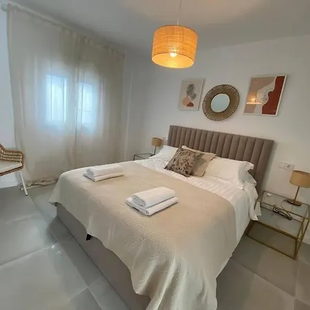 Appartement Stylish Seaside 3 Bed With Terrace + Sea View